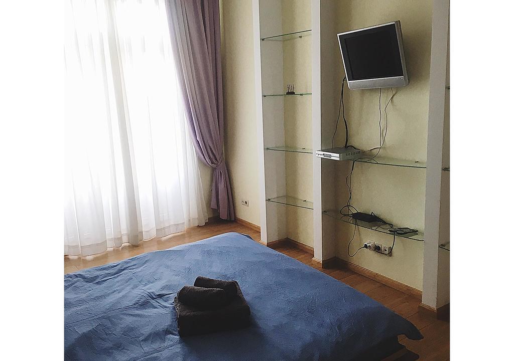 Apartment On Lukyanovska Kiev Esterno foto