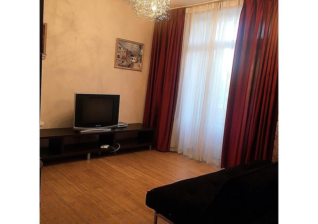 Apartment On Lukyanovska Kiev Esterno foto
