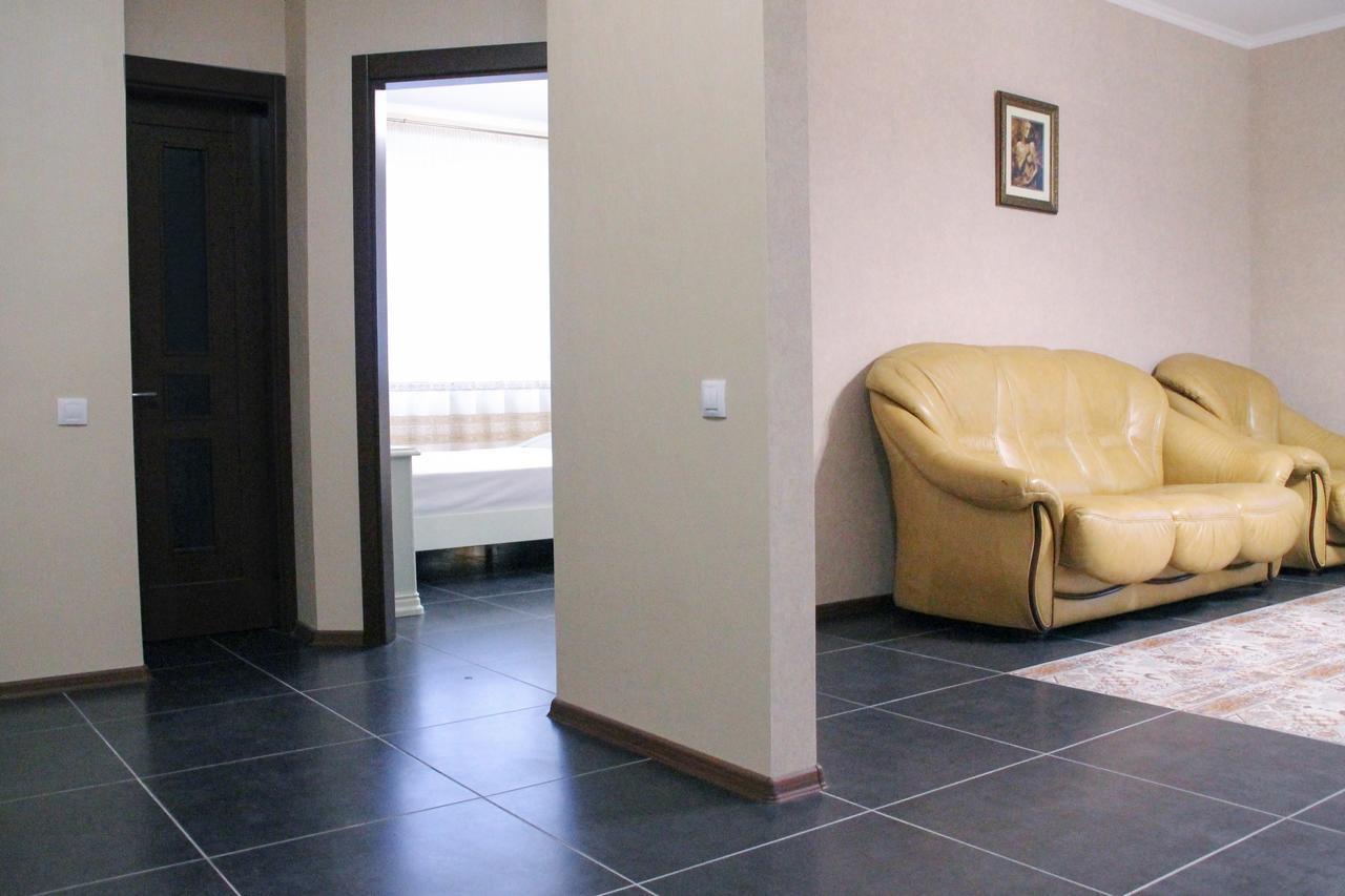 Apartment On Lukyanovska Kiev Esterno foto