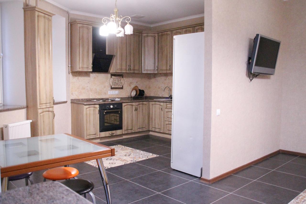 Apartment On Lukyanovska Kiev Esterno foto